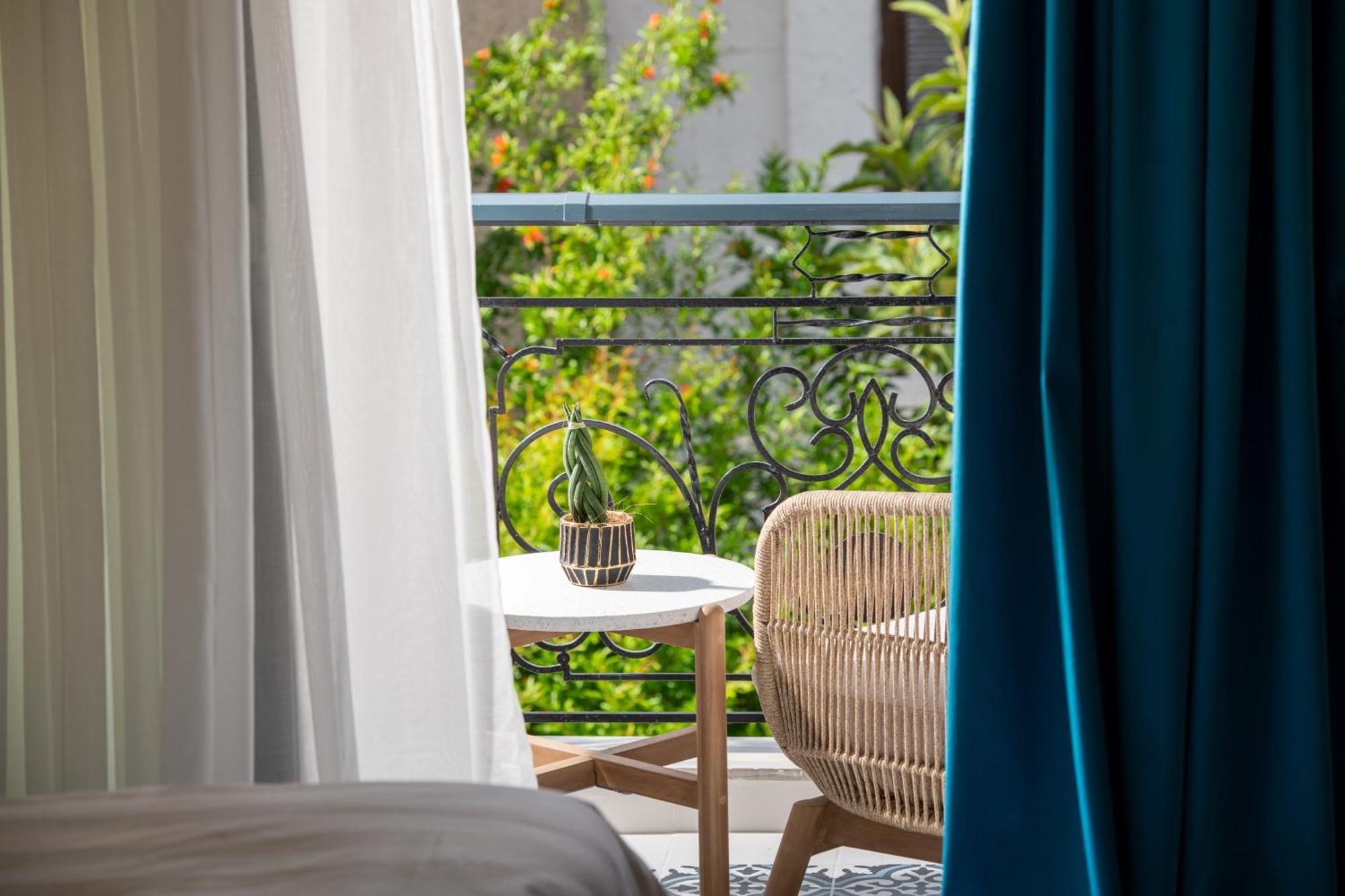 Pela Veranda Exquisite Suites เนโอสมาร์มาราส ภายนอก รูปภาพ
