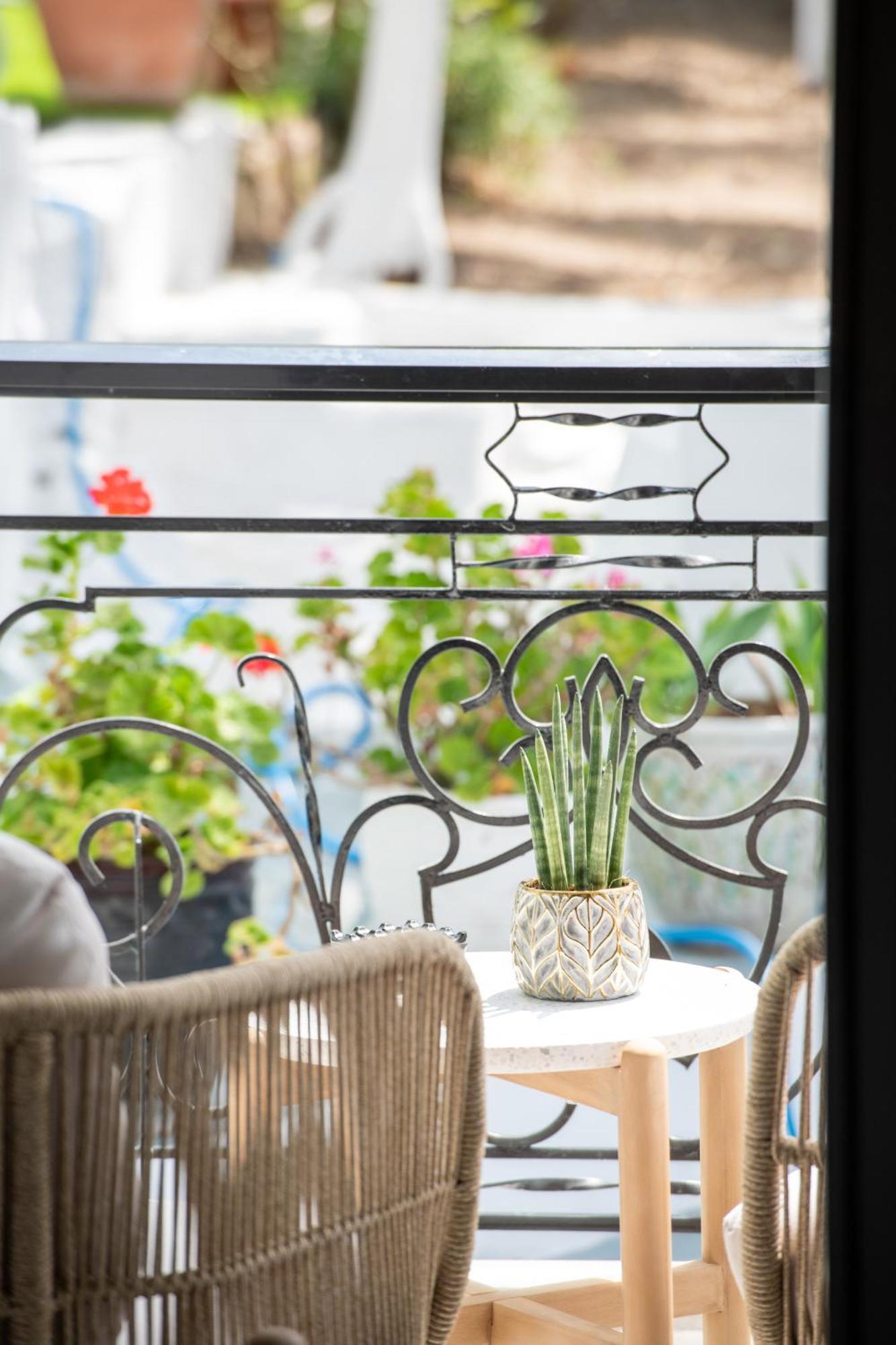 Pela Veranda Exquisite Suites เนโอสมาร์มาราส ภายนอก รูปภาพ