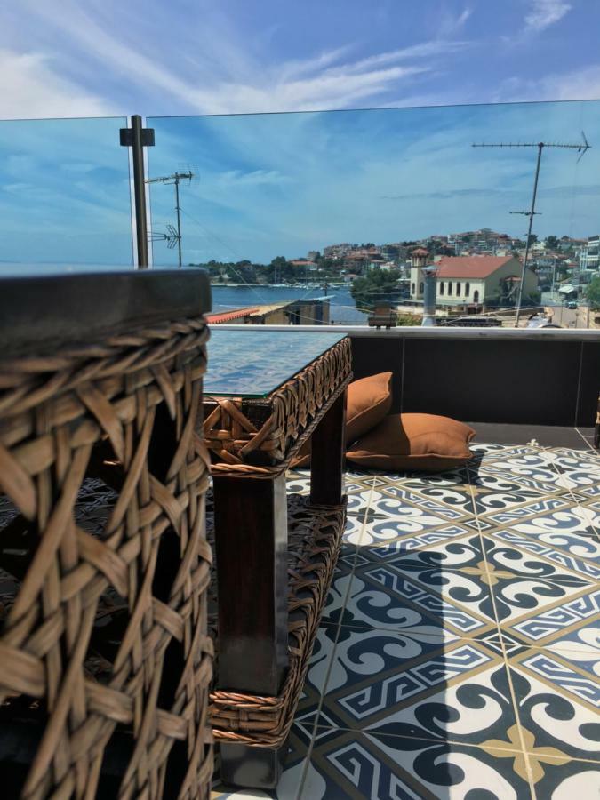 Pela Veranda Exquisite Suites เนโอสมาร์มาราส ภายนอก รูปภาพ