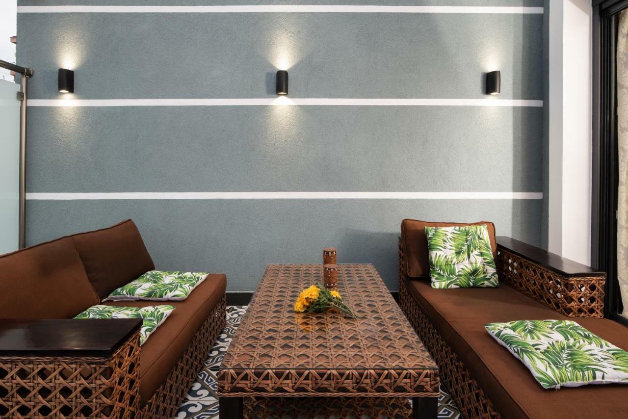Pela Veranda Exquisite Suites เนโอสมาร์มาราส ภายนอก รูปภาพ