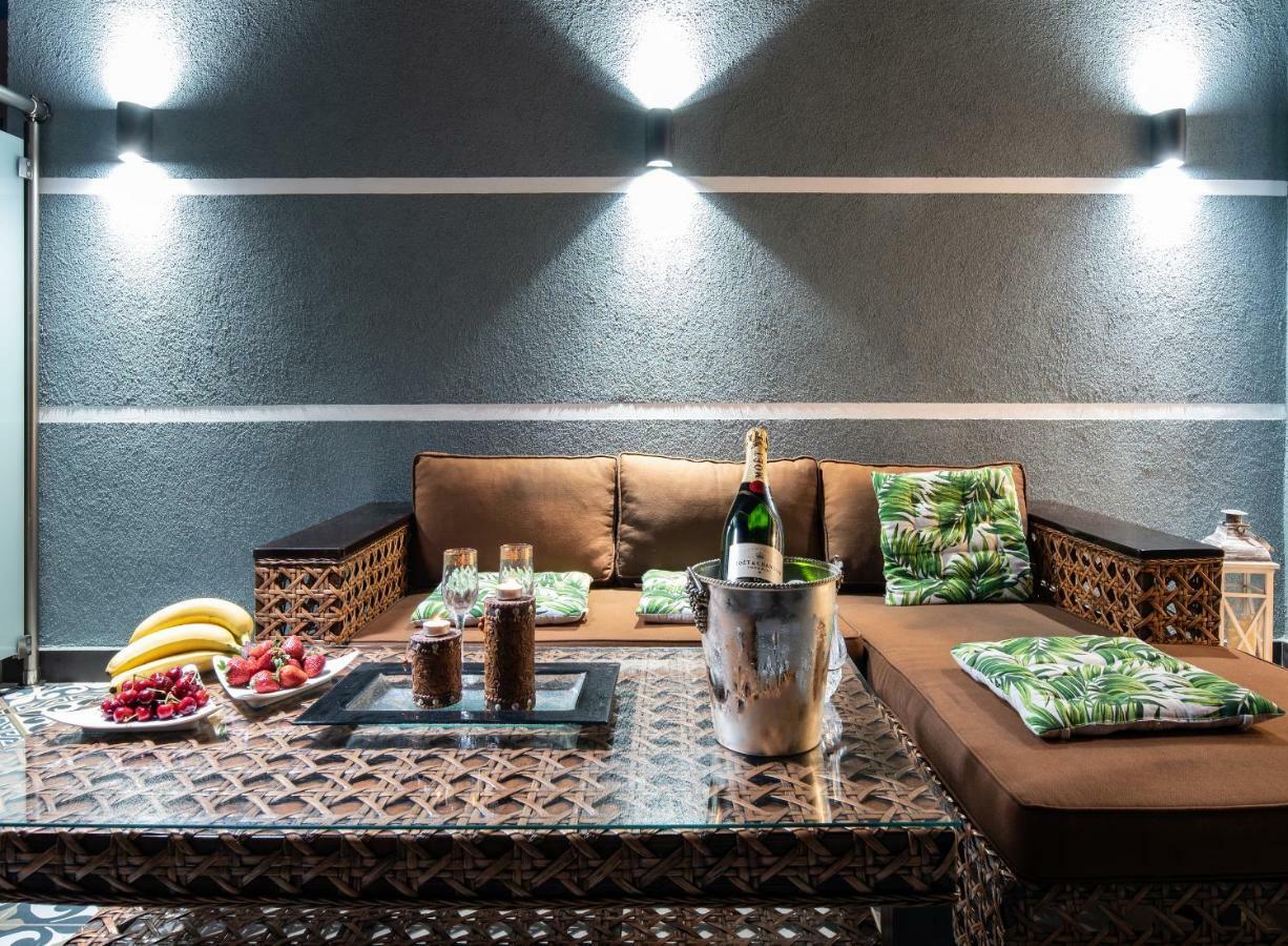 Pela Veranda Exquisite Suites เนโอสมาร์มาราส ภายนอก รูปภาพ