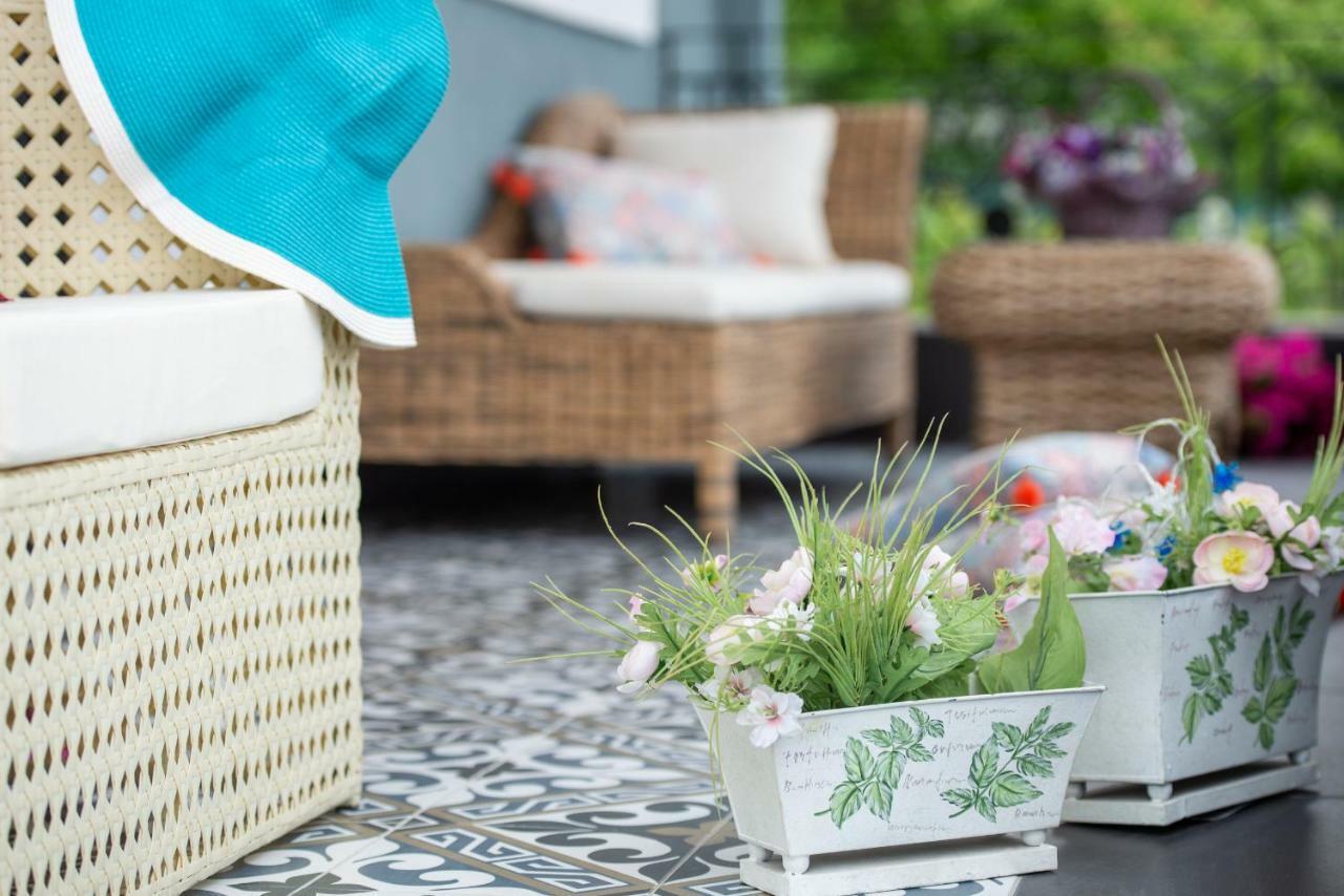 Pela Veranda Exquisite Suites เนโอสมาร์มาราส ภายนอก รูปภาพ